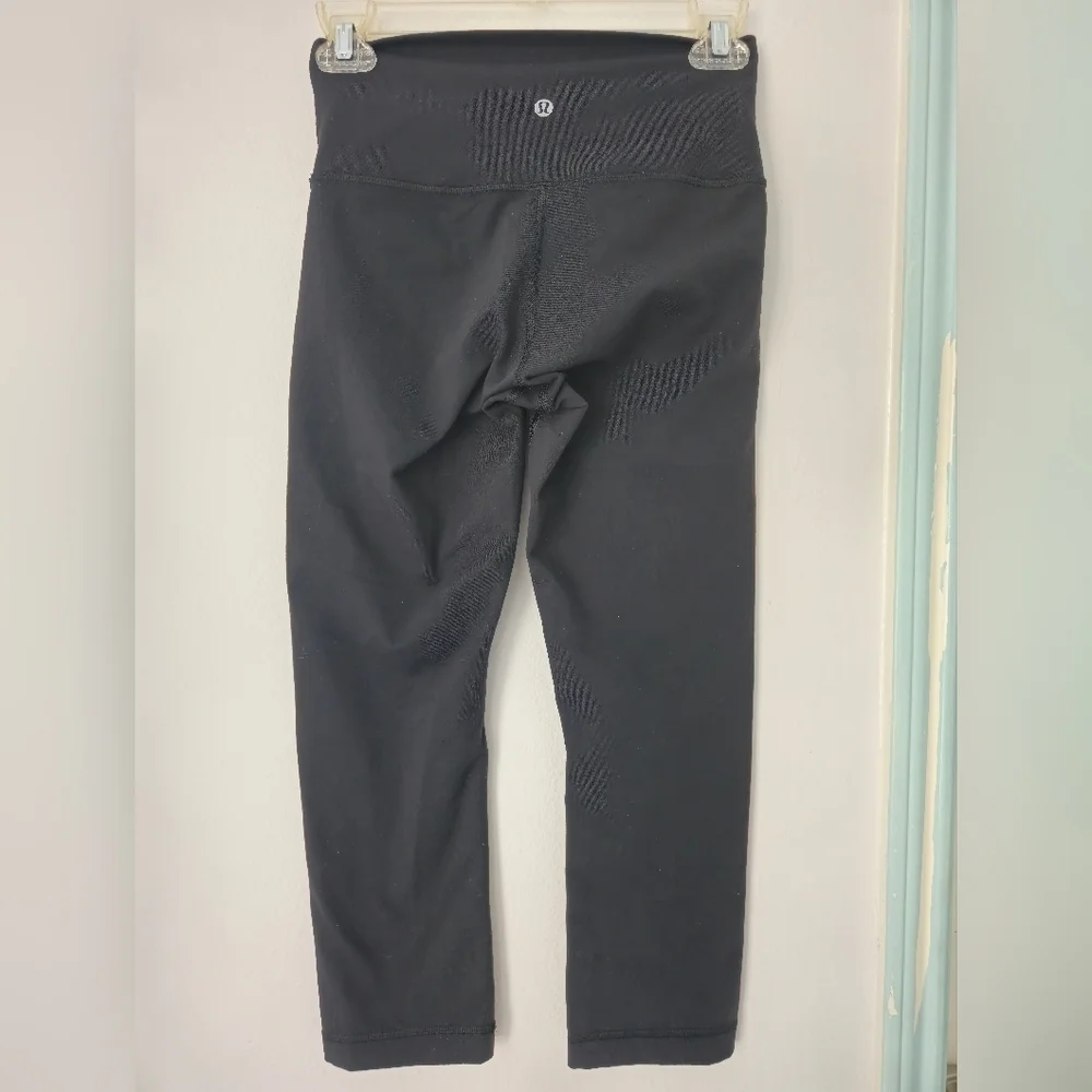 Lululemon Black leggings size 6